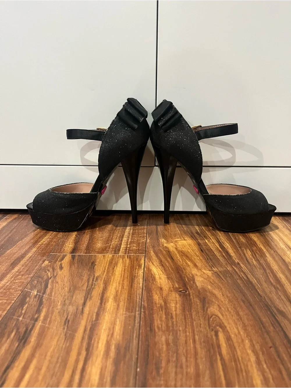 Betsey Johnson Alexsaa Black Glitter Bow Platform Heels 6.5